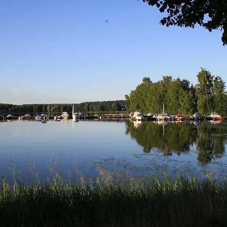 Air Conditioned Downtown With View *