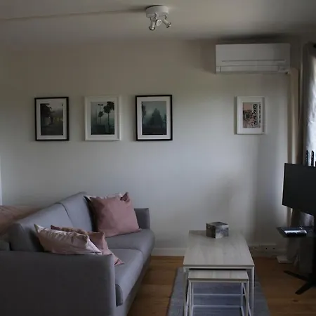 Air Conditioned Downtown With View Huoneisto