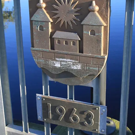 Huoneisto Air Conditioned Downtown With View Hämeenlinna