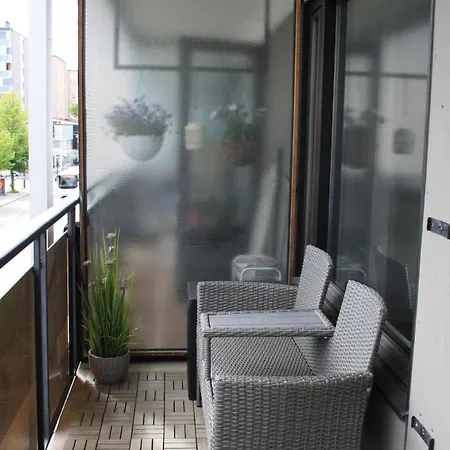 Air Conditioned Downtown With View * ハメーンリンナ
