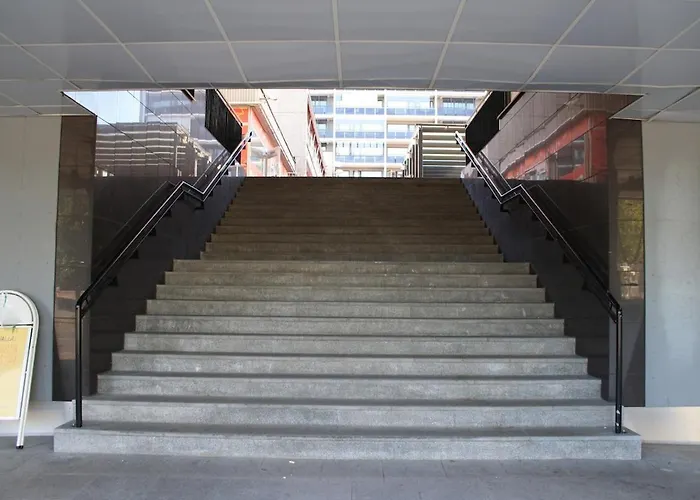 Air Conditioned Downtown With View * 海门林纳