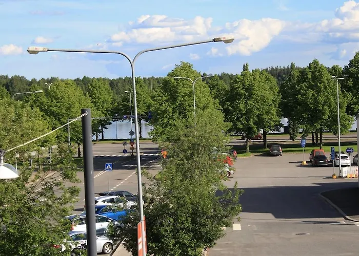 Air Conditioned Downtown With View *