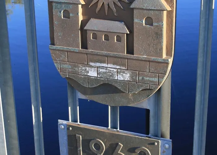 公寓 Air Conditioned Downtown With View 海门林纳